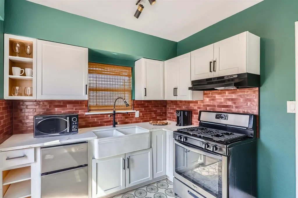 225 S Oak Cliff Boulevard, #227