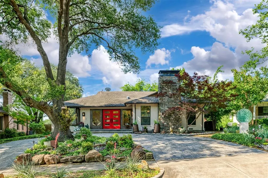 803 Brookhurst Drive