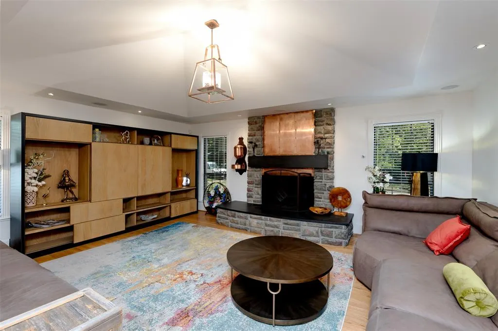 803 Brookhurst Drive