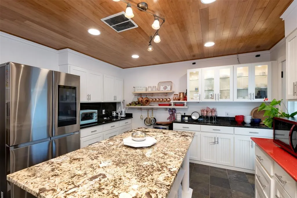 803 Brookhurst Drive