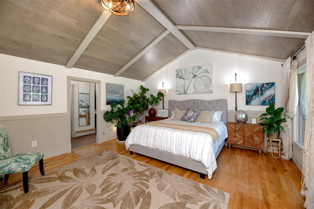 803 Brookhurst Drive