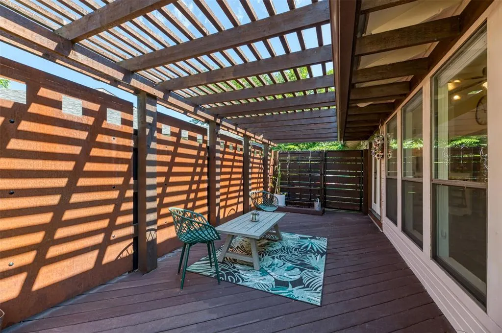 803 Brookhurst Drive