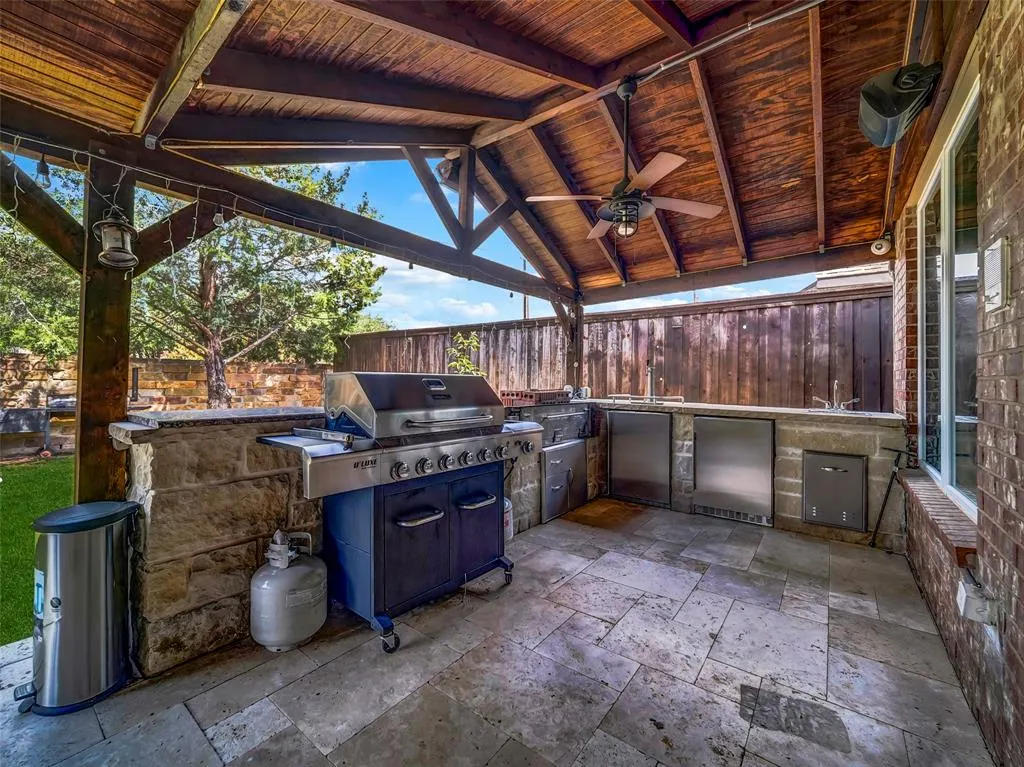 2117 White Rock Lane