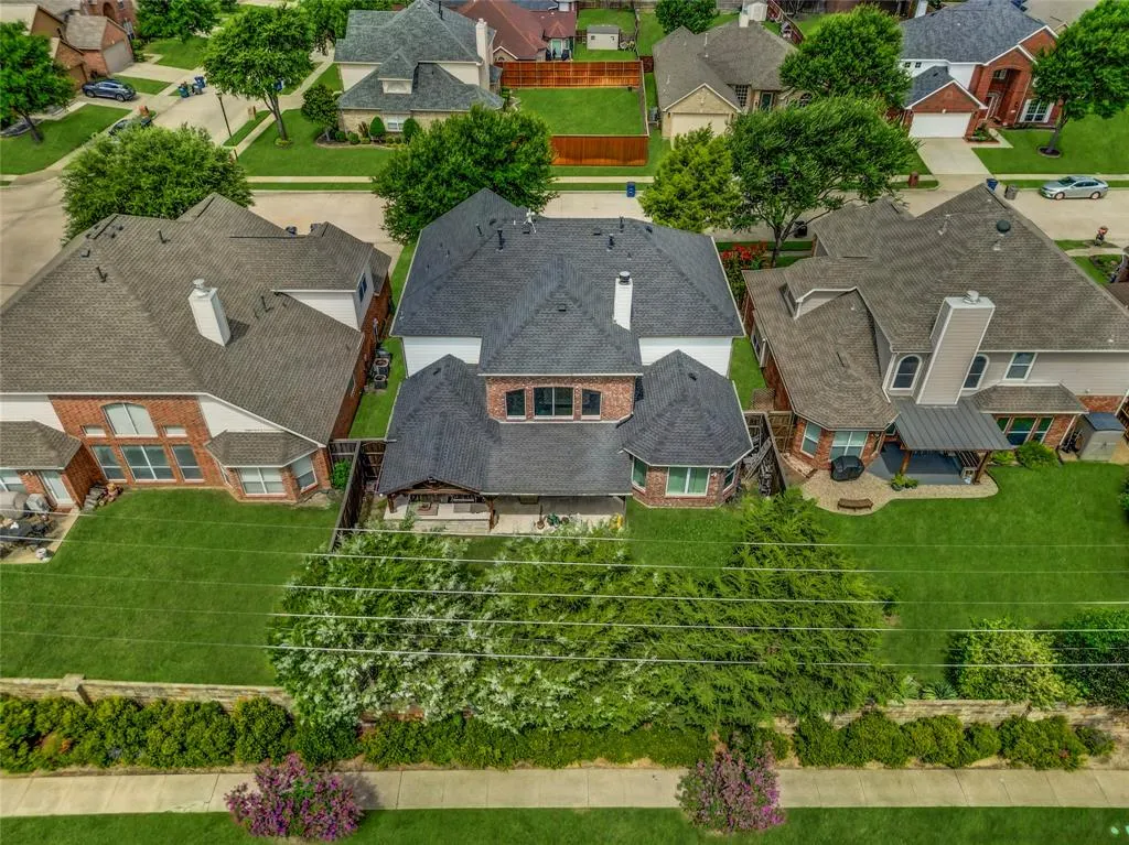 2117 White Rock Lane