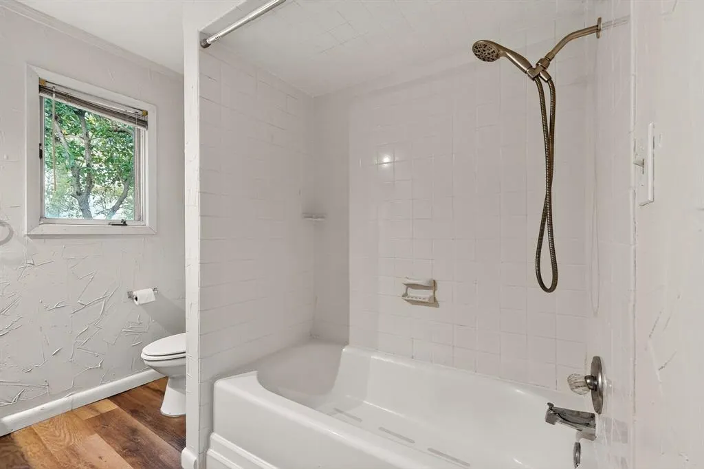 6585 County Road 179