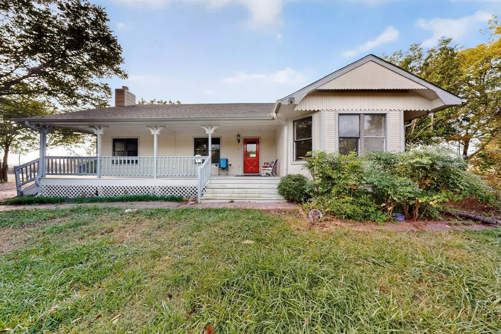 6585 County Road 179