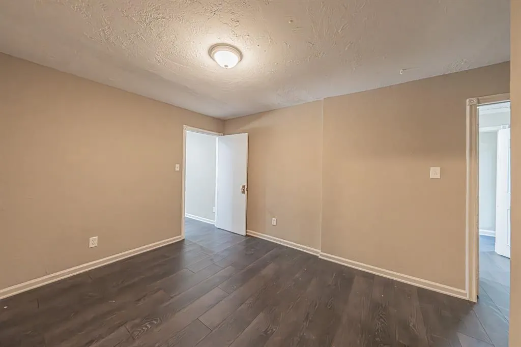 1034 Tipperary Drive