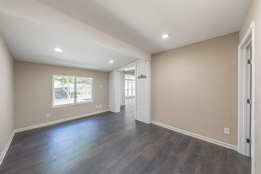 1034 Tipperary Drive