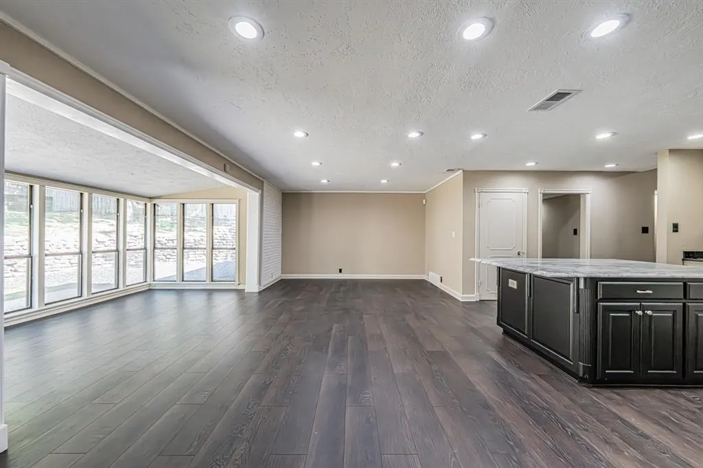 1034 Tipperary Drive