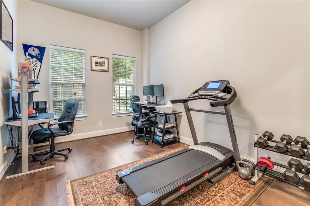 7333 Valley View Lane, #502