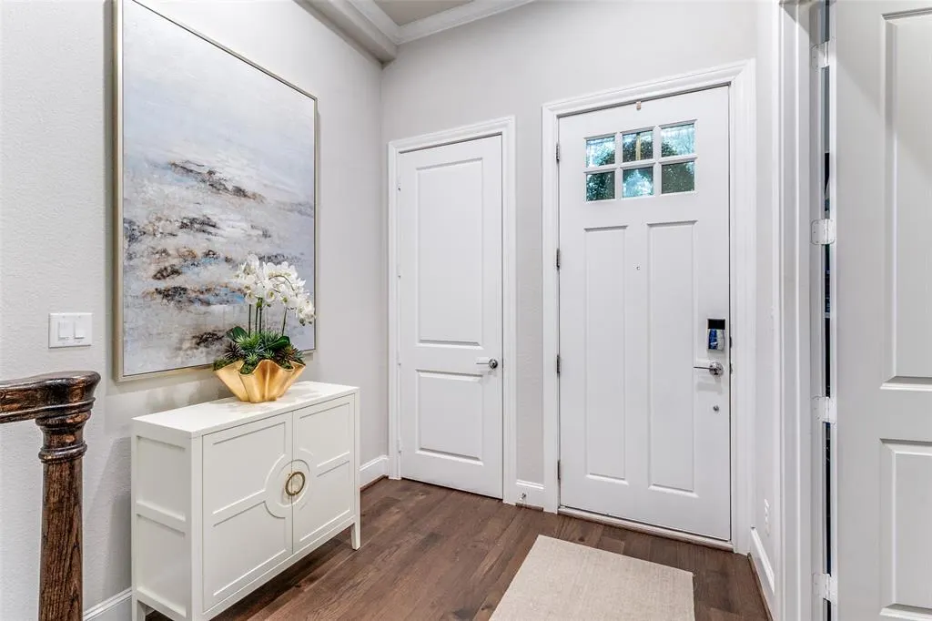 7333 Valley View Lane, #502