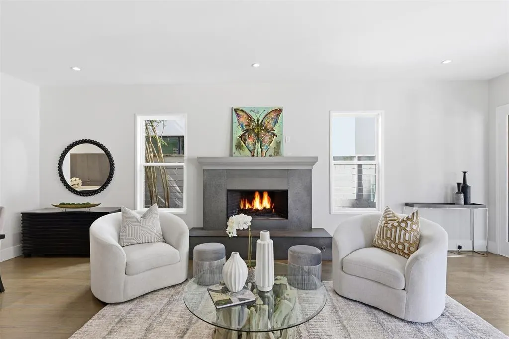 6911 Pasadena Avenue