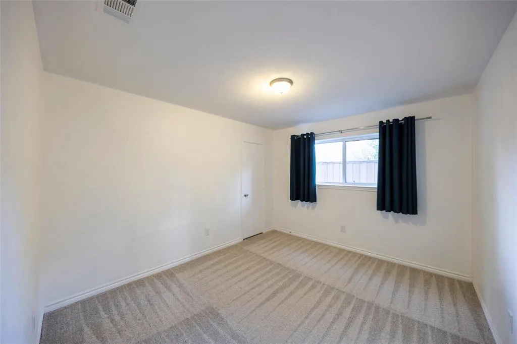 6954 Leameadow Drive