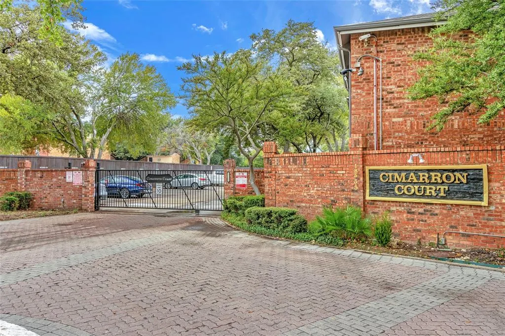 18333 Roehampton Drive, #423