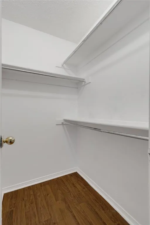 18333 Roehampton Drive, #423