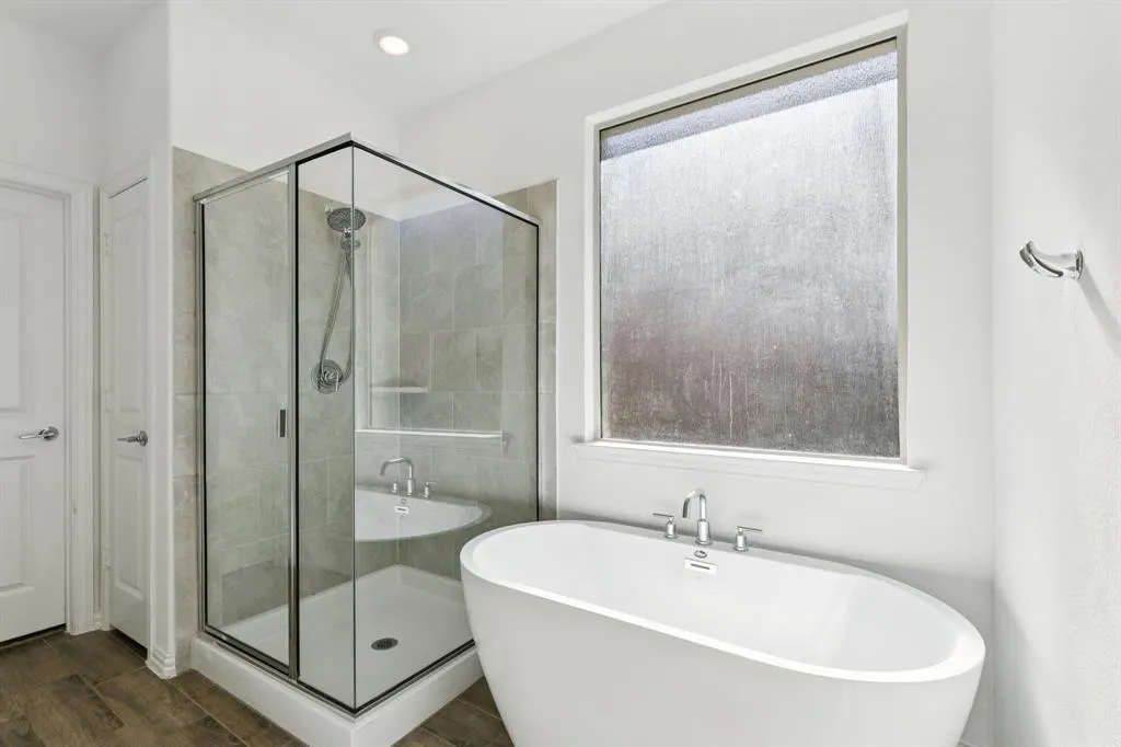 7933 Lindheimer Lane