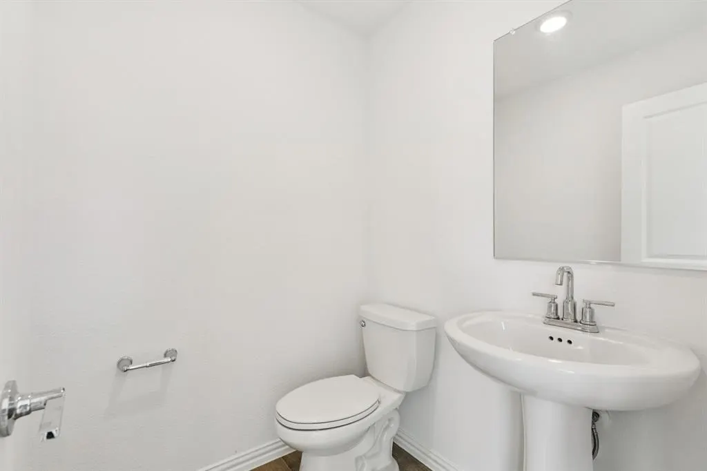 7933 Lindheimer Lane