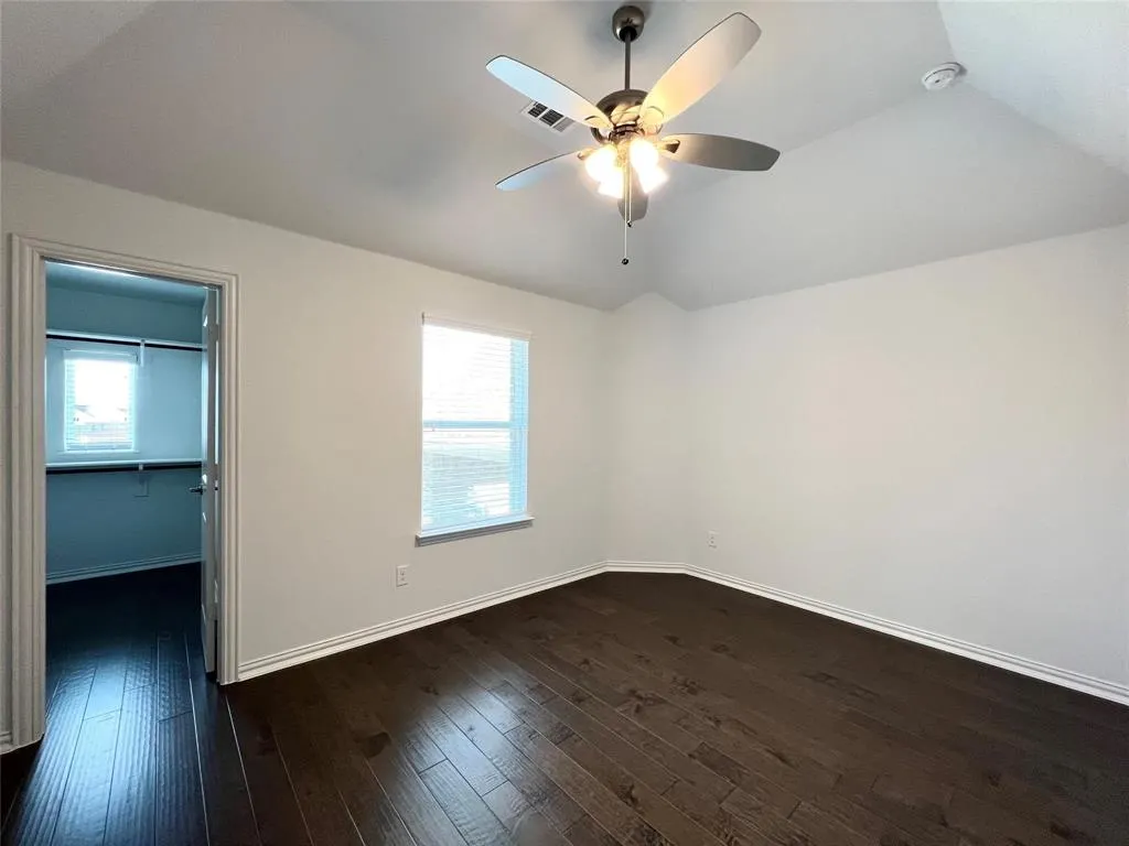 9382 Autumn Glen Drive