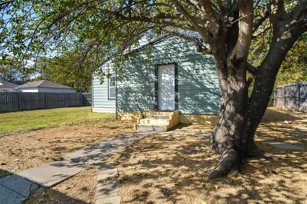 1208 N Church Street