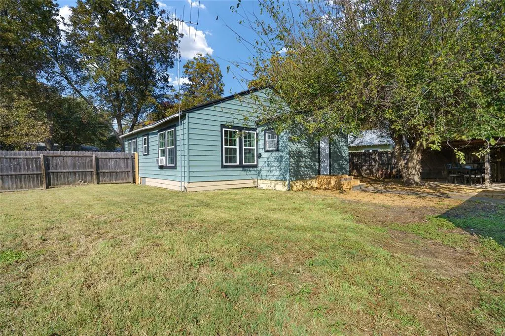 1208 N Church Street