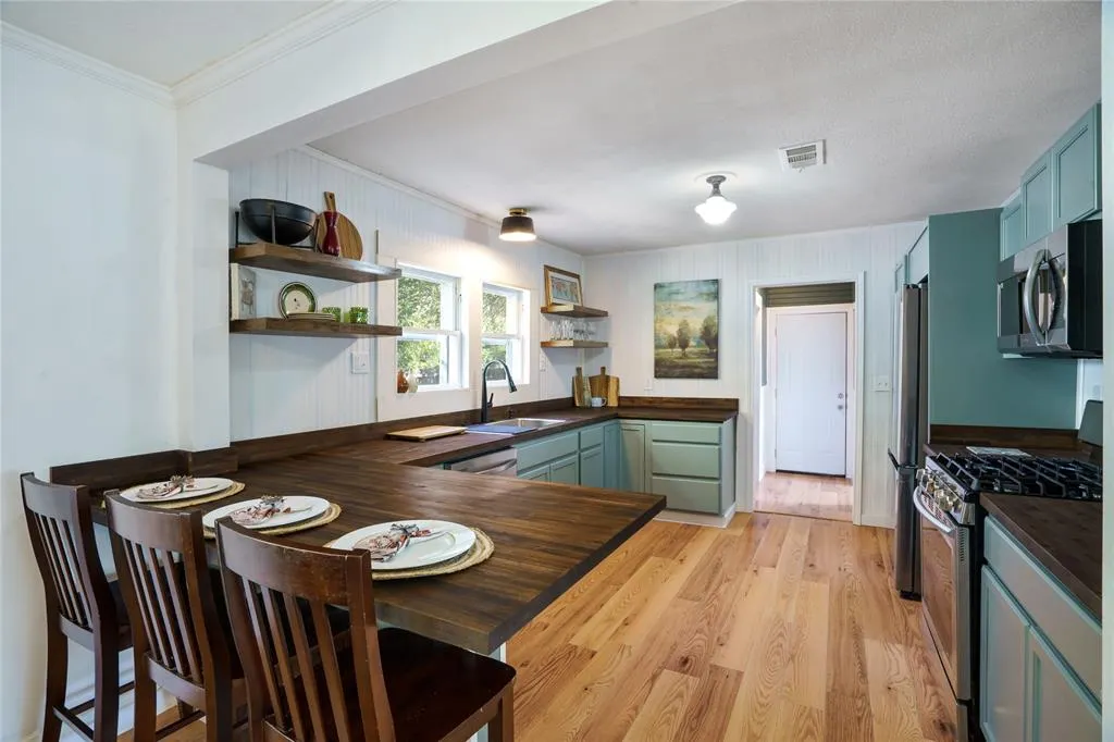 1208 N Church Street