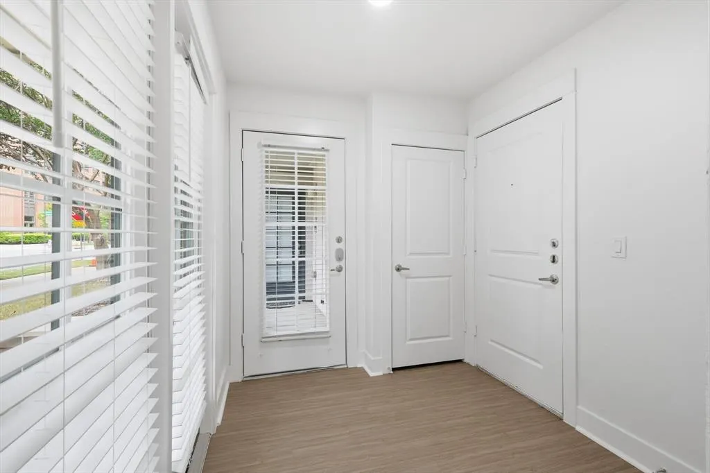 4110 Fairmount Street, #1004