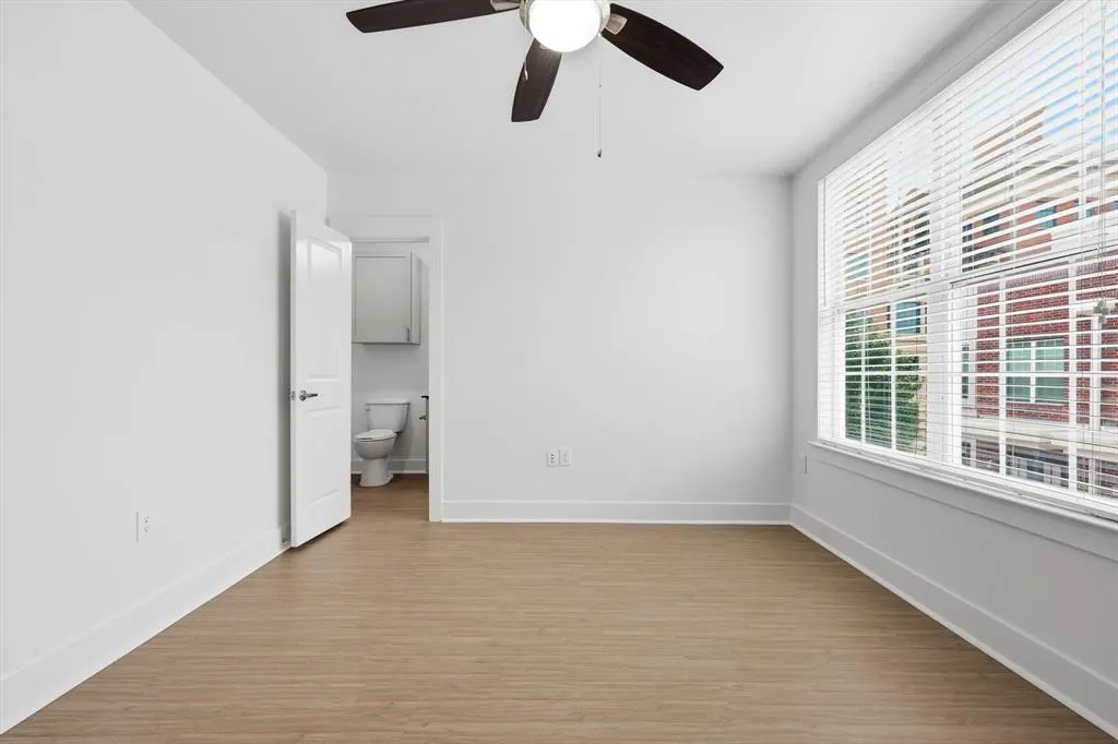 4110 Fairmount Street, #1004