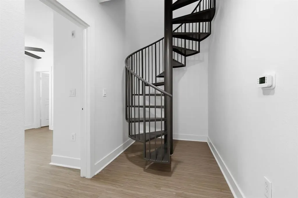 4110 Fairmount Street, #1004