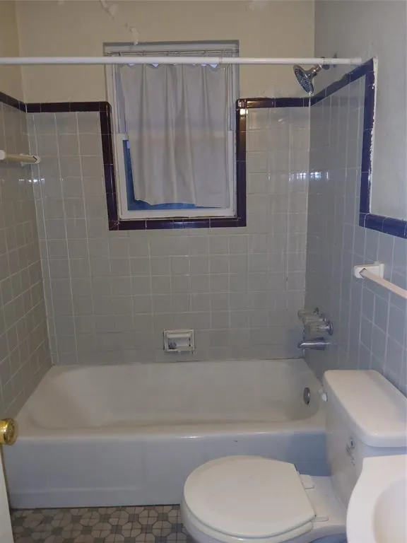 3015 Avon Street, #3015