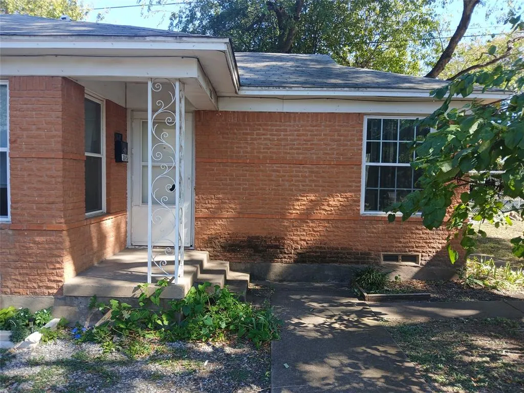 3015 Avon Street, #3015