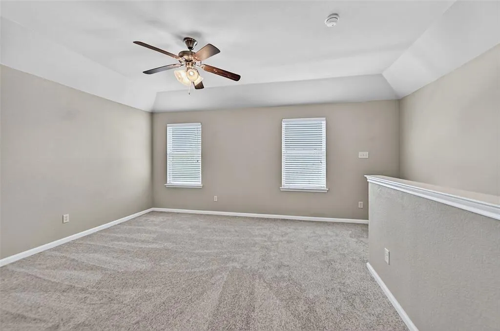 405 Roger Graves Circle