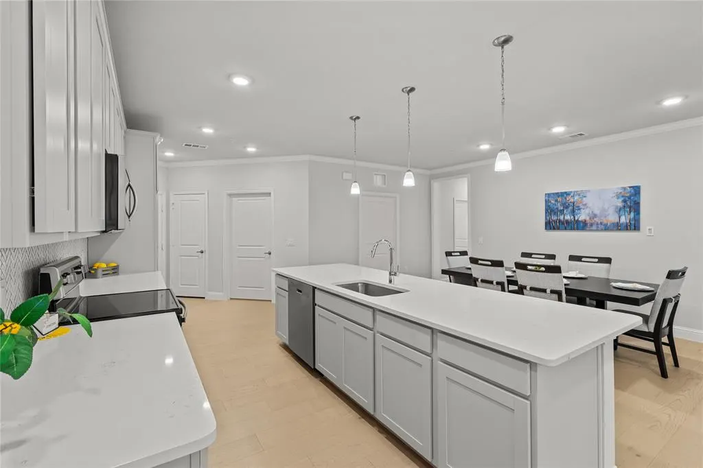 651 N Watters Road, #2307