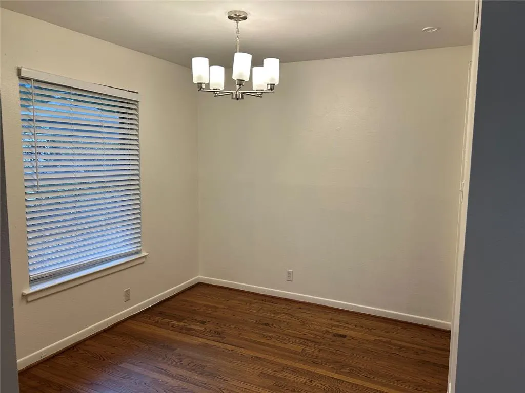 888 Berkinshire Drive