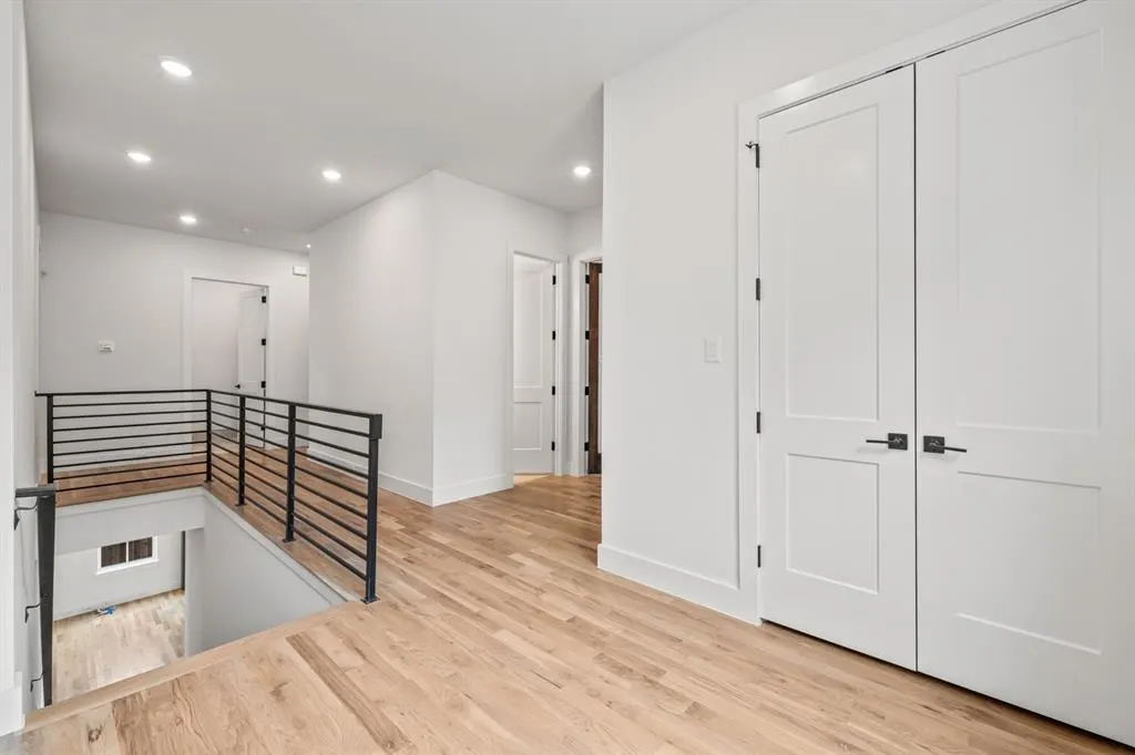 5916 Ellsworth Avenue