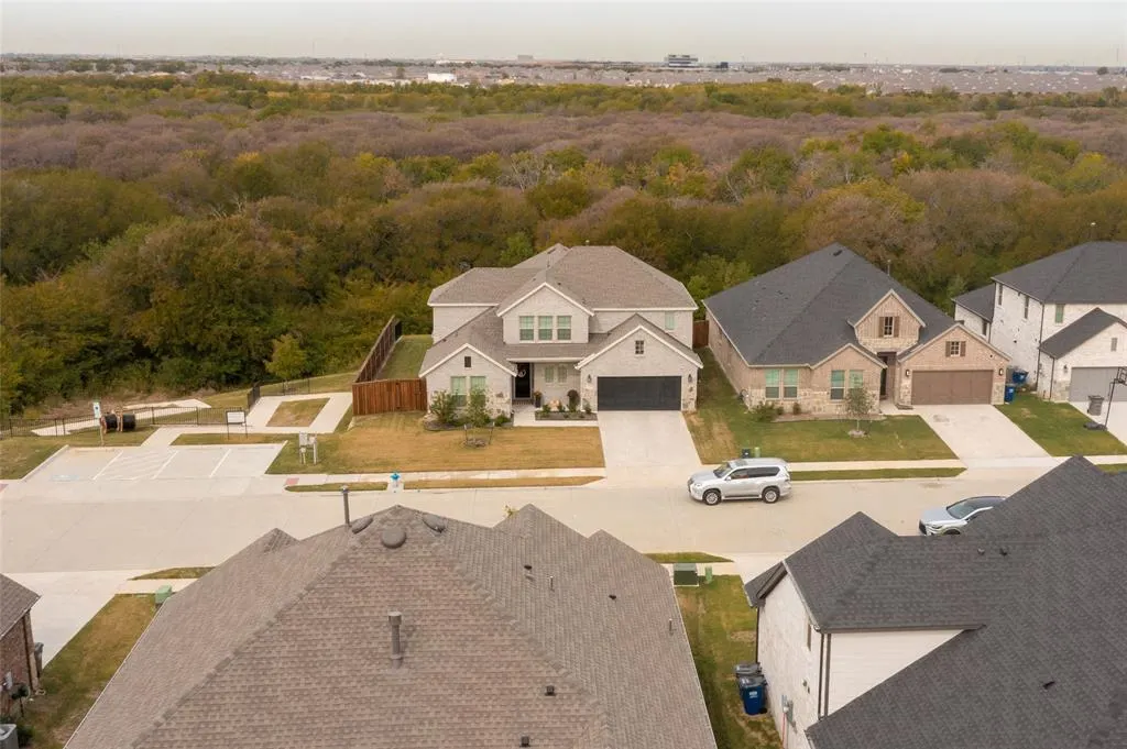 1228 Villalonga Drive