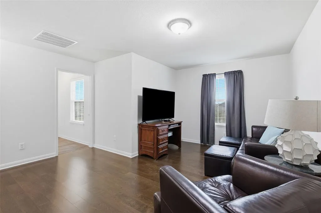 14229 Bridgeview Lane