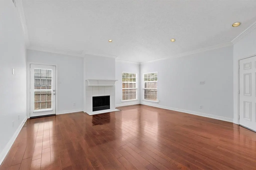 8400 Hickory Street, #3102