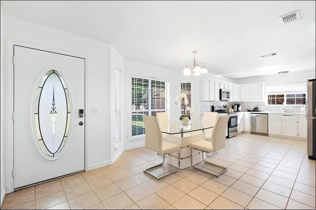 1507 River Hill Drive