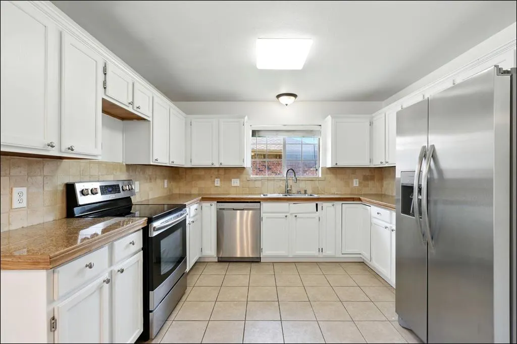 1507 River Hill Drive