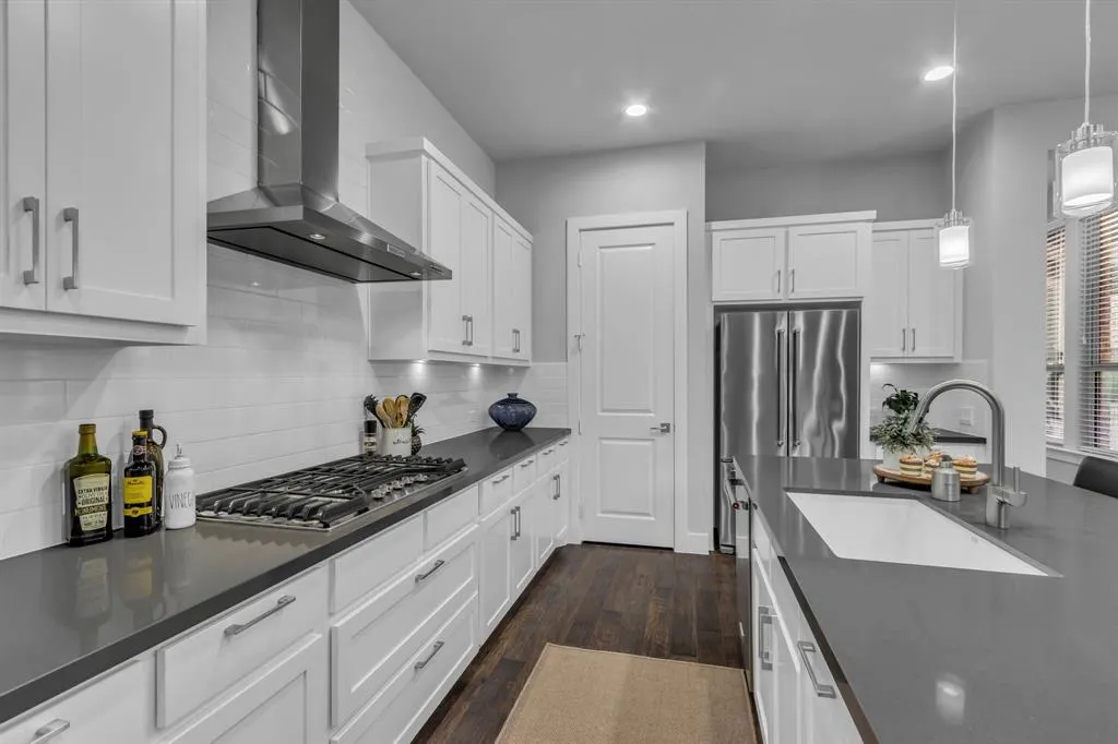 5805 Dr Kenneth Cooper Drive