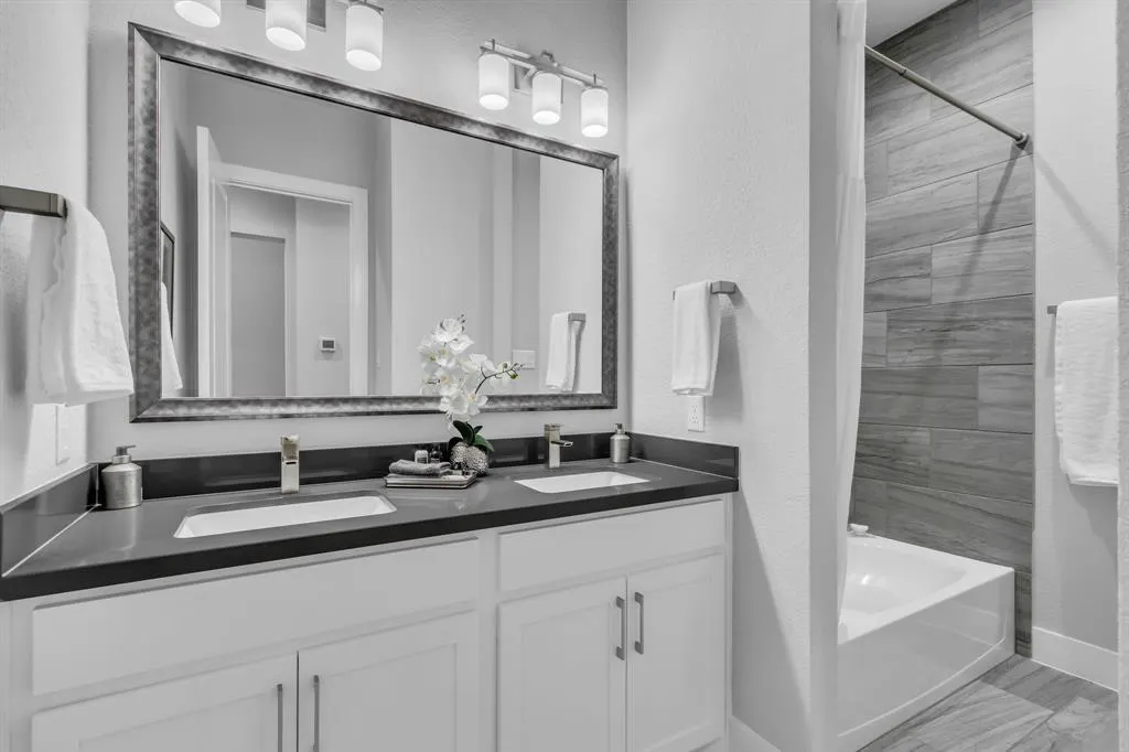 5805 Dr Kenneth Cooper Drive