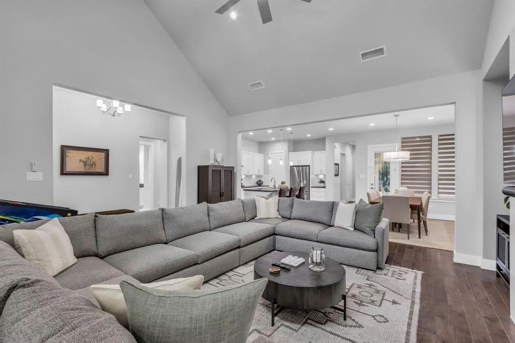 5805 Dr Kenneth Cooper Drive