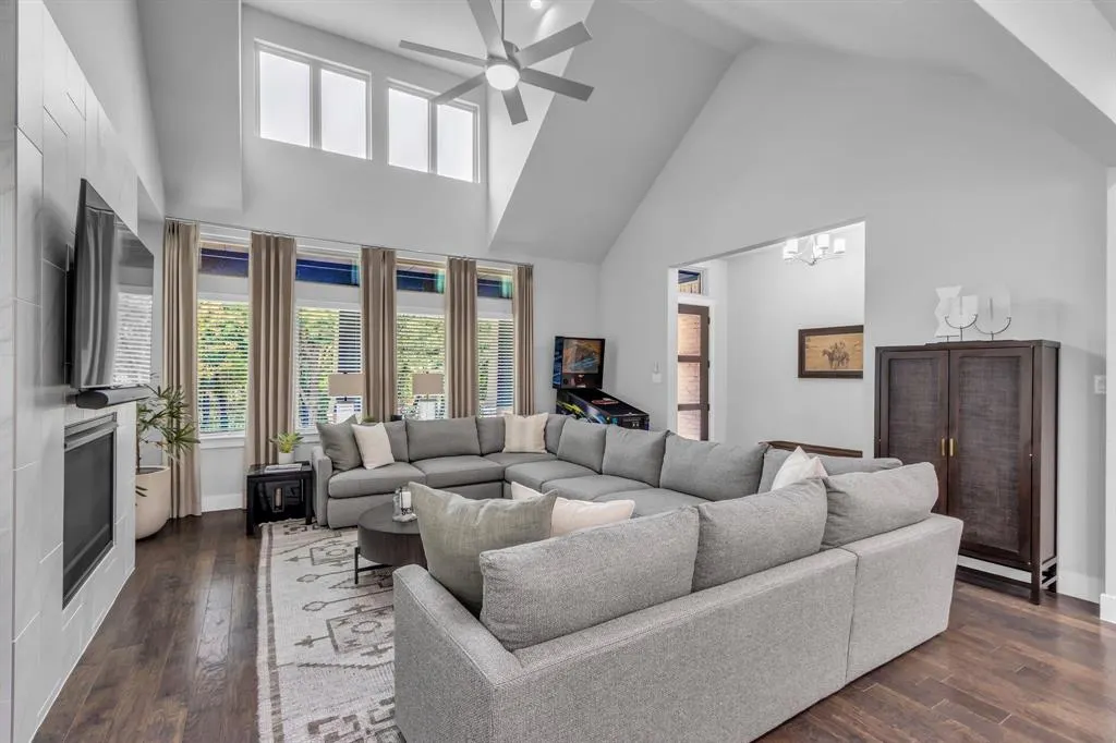 5805 Dr Kenneth Cooper Drive