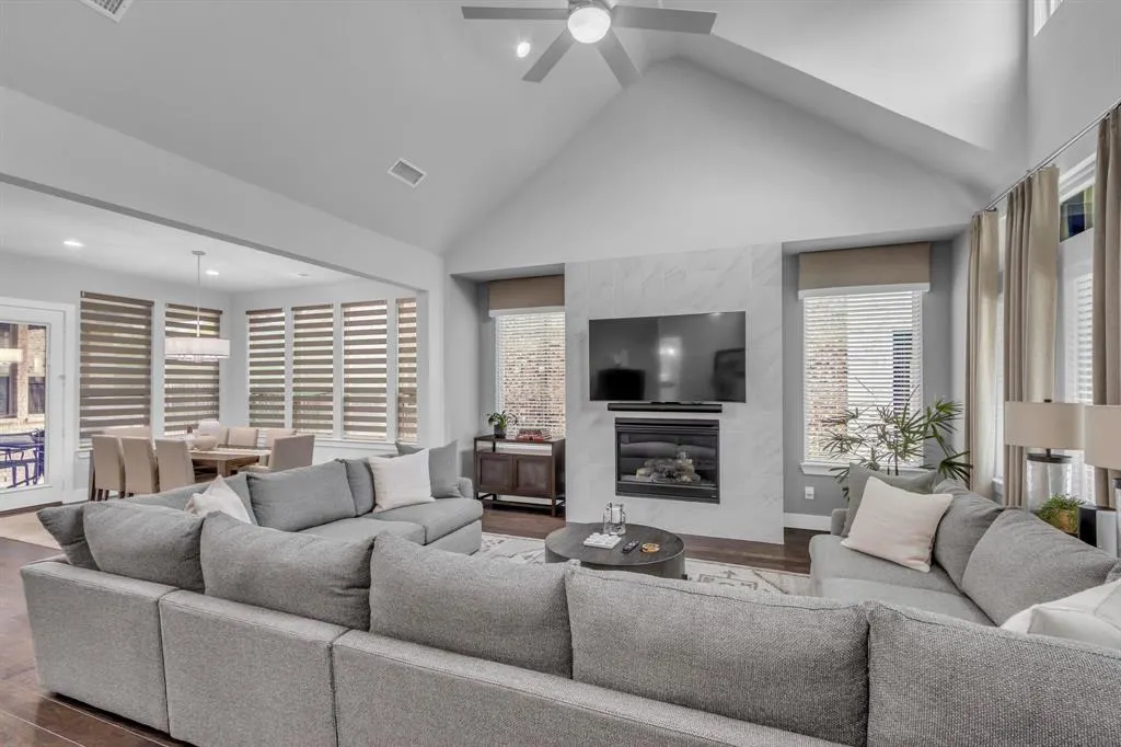 5805 Dr Kenneth Cooper Drive