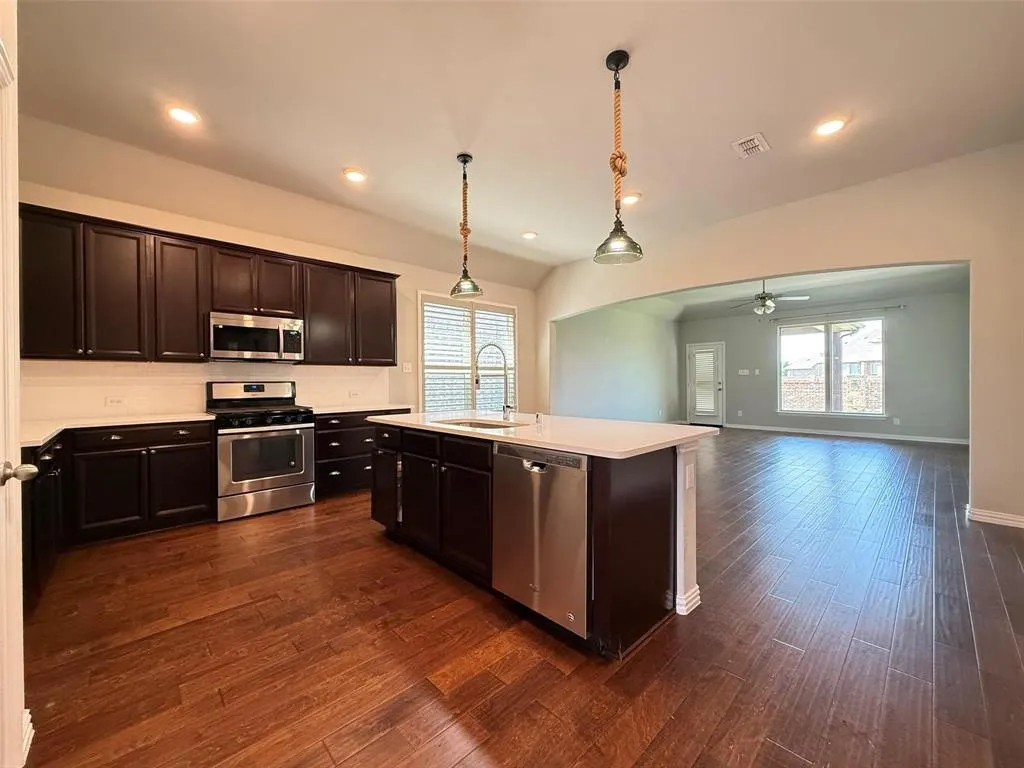 2909 Hackberry Creek Trail