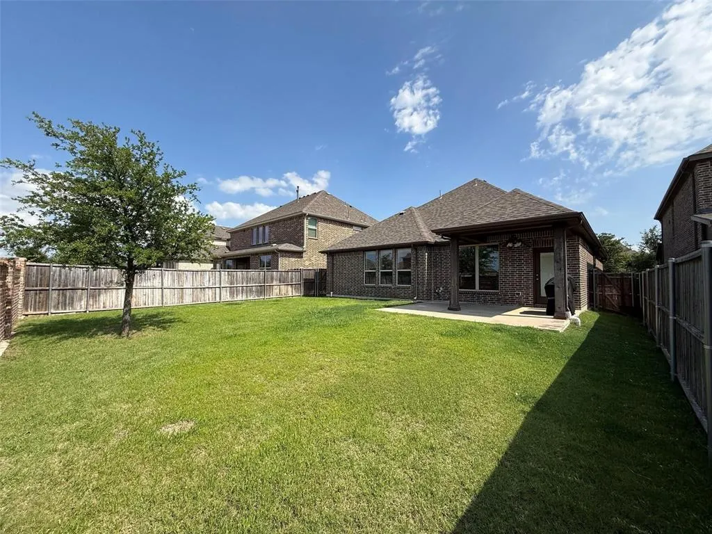 2909 Hackberry Creek Trail