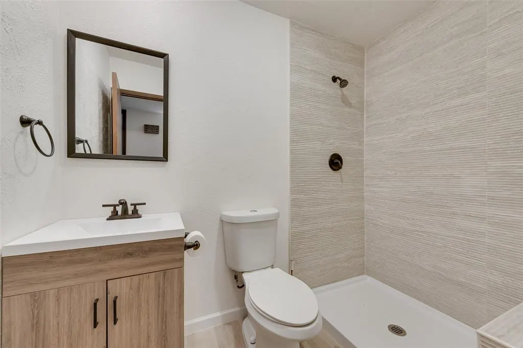 8515 Baumgarten Drive