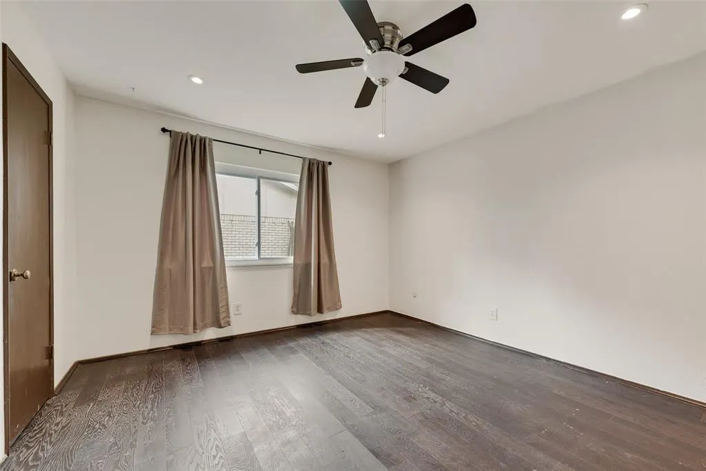 8515 Baumgarten Drive