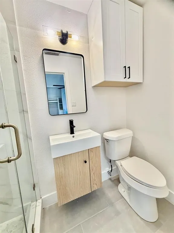 3929 Buena Vista Street, #F