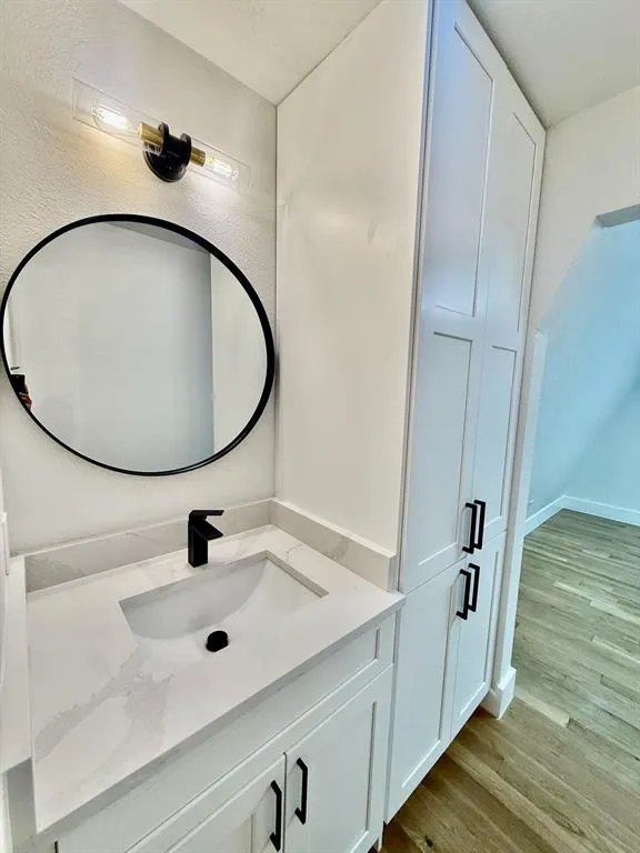 3929 Buena Vista Street, #F